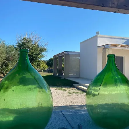 Malepe Con Piscina Villa