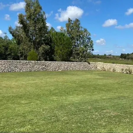 Villa Malepe Con Piscina